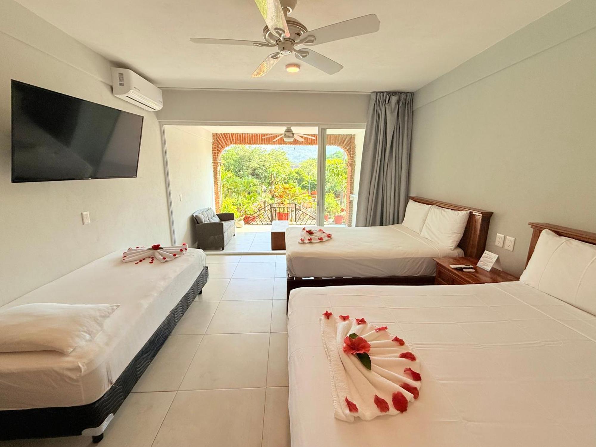 Hotel Villas Ema Zihuatanejo Exteriér fotografie