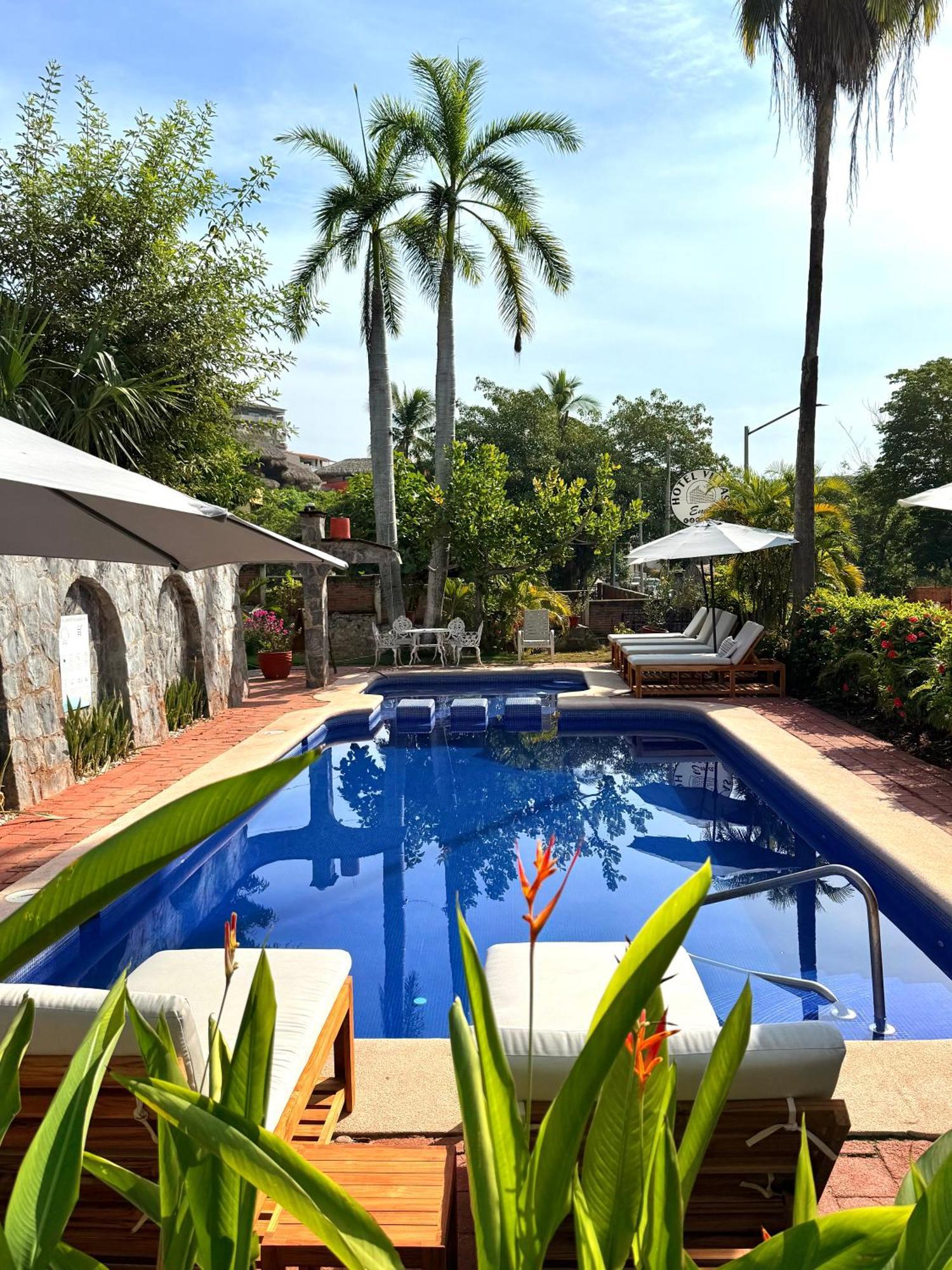 Hotel Villas Ema Zihuatanejo Exteriér fotografie